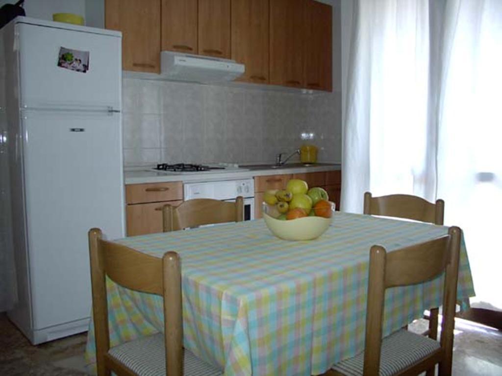 Apartments Vini And Ivana Sućuraj Стая снимка