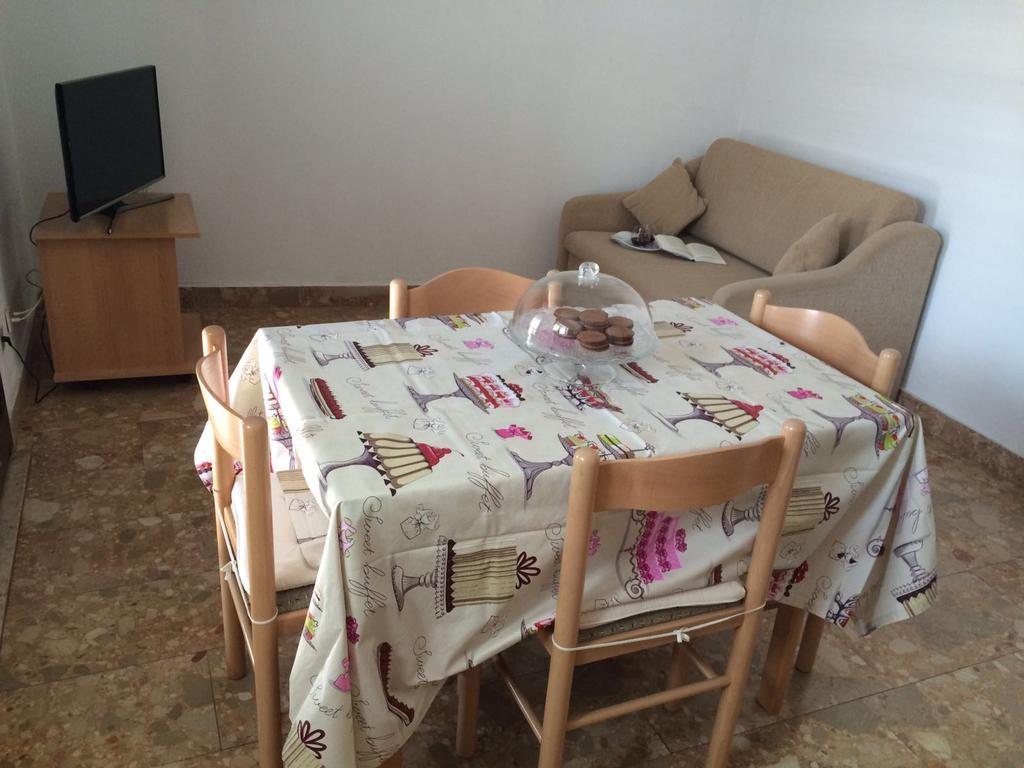 Apartments Vini And Ivana Sućuraj Екстериор снимка