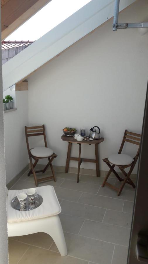 Apartments Vini And Ivana Sućuraj Екстериор снимка